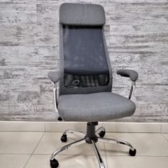 Кресло Barneo K-115 для персонала (серая ткань, черная сетка) в Сысерти - sysert.mebel24.online | фото