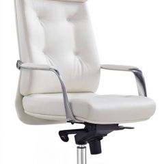 Кресло руководителя Бюрократ _DAO/WHITE белый в Сысерти - sysert.mebel24.online | фото